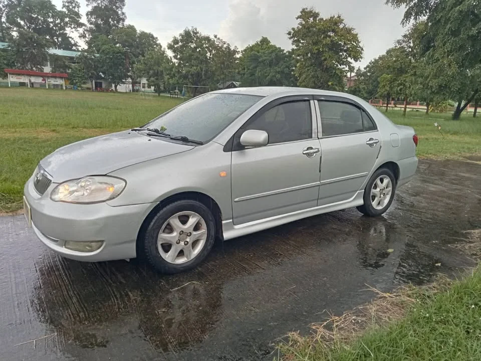 2007 Toyota Corolla Altis IX (E120) 3