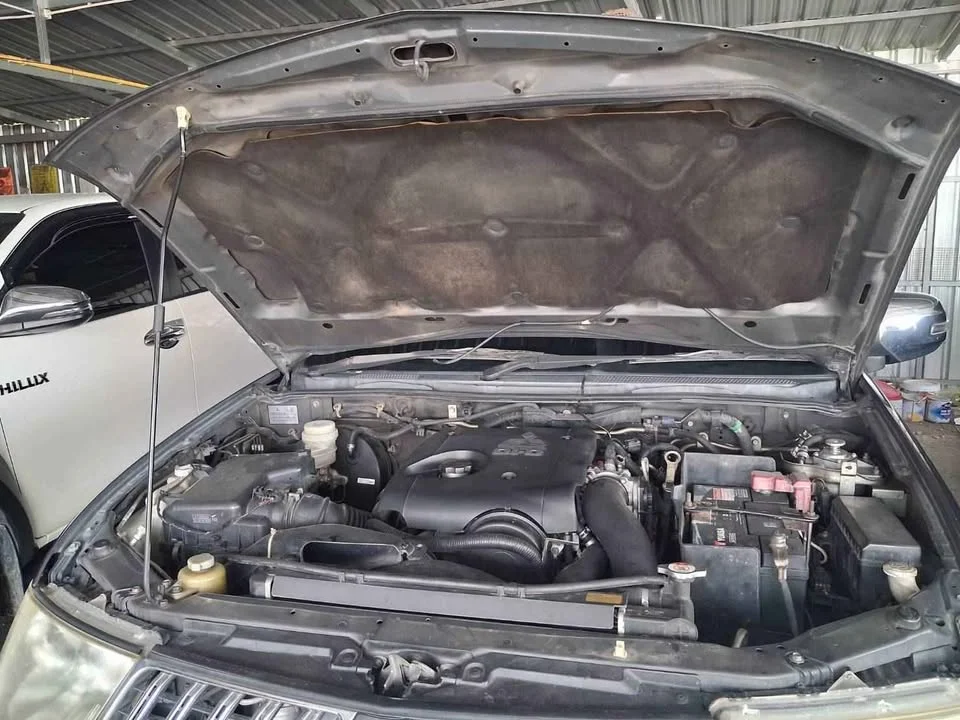2013 Mitsubishi Pajero Sport II 3