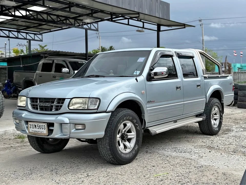 2001 Isuzu Faster Dragon Eyes III 2