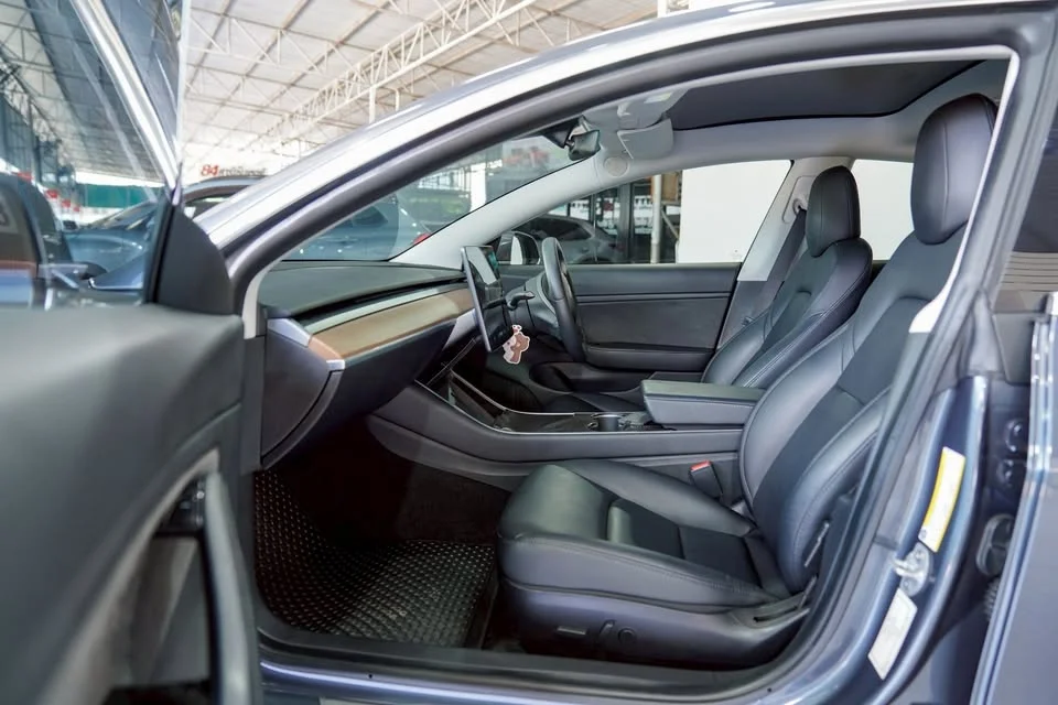 2020 Tesla Model 3 3