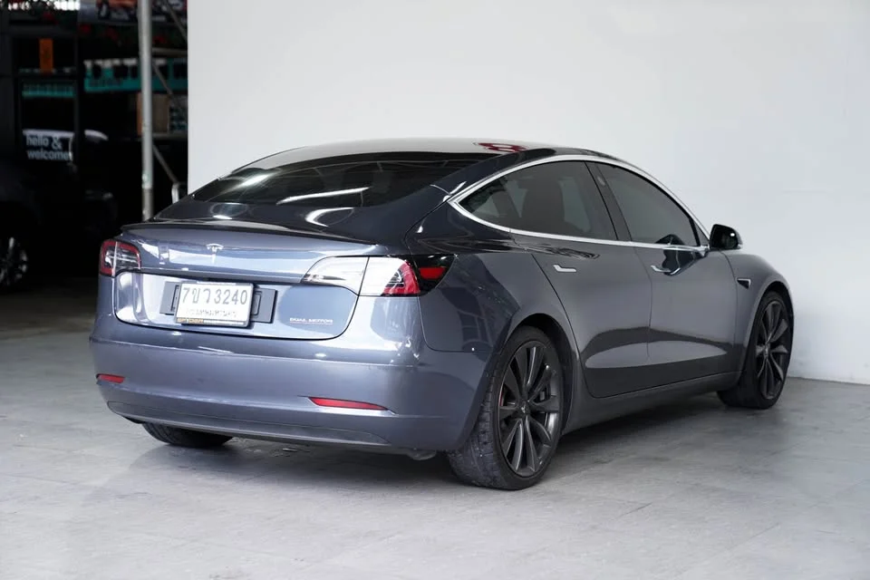2020 Tesla Model 3 2