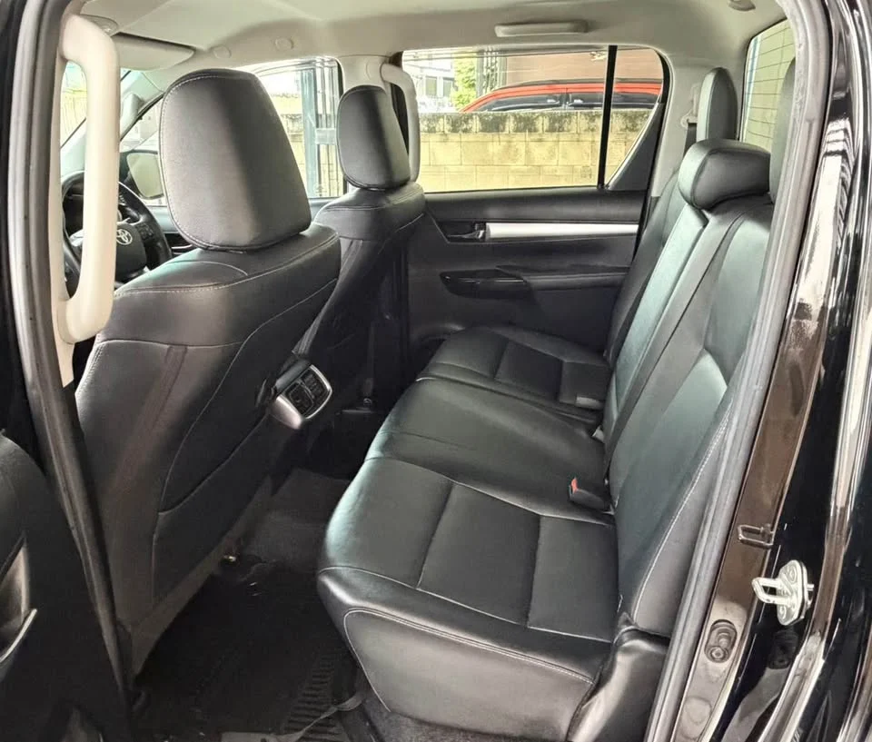 2019 Toyota Hilux VIII 3