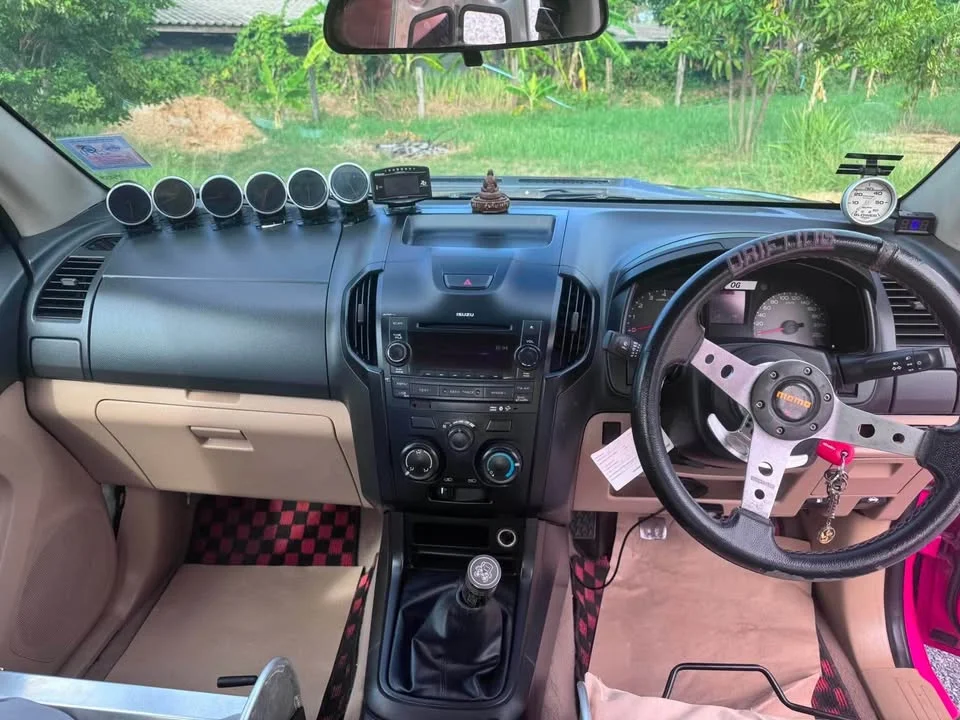 2013 Isuzu MU-X I 3