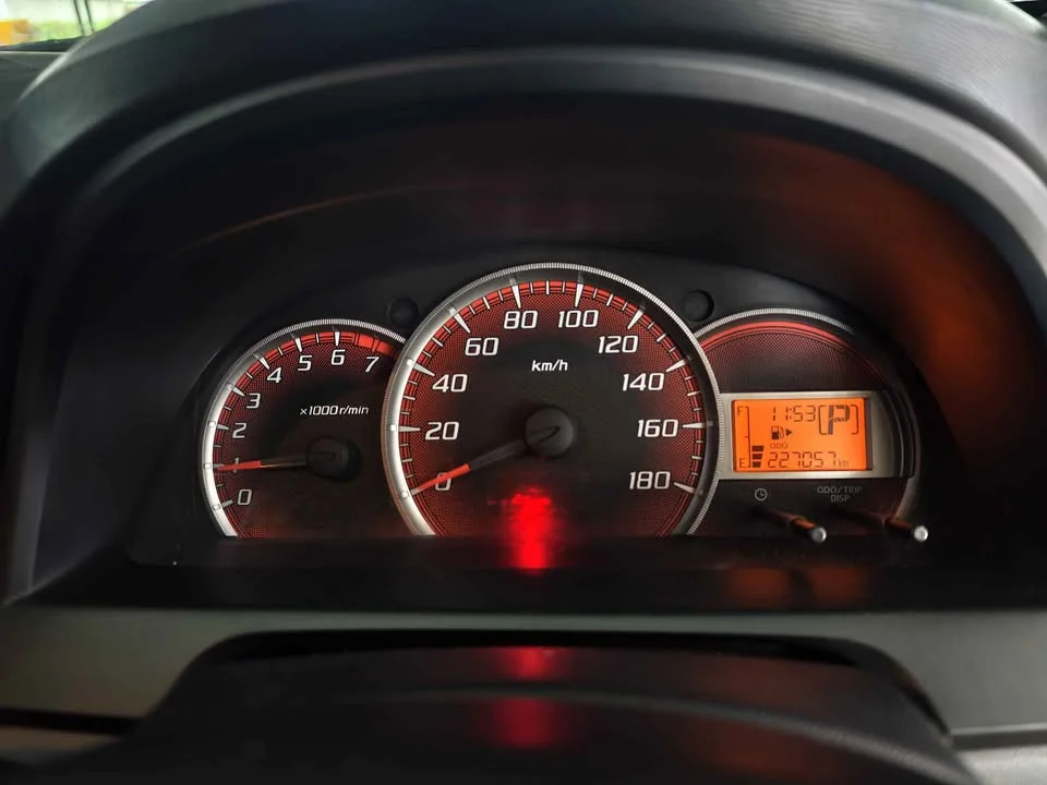 2012 Toyota Avanza II 2