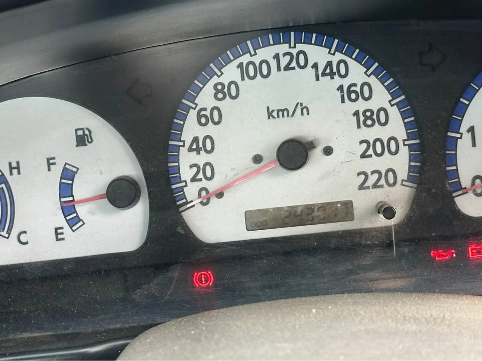 2003 Nissan Frontier I 3