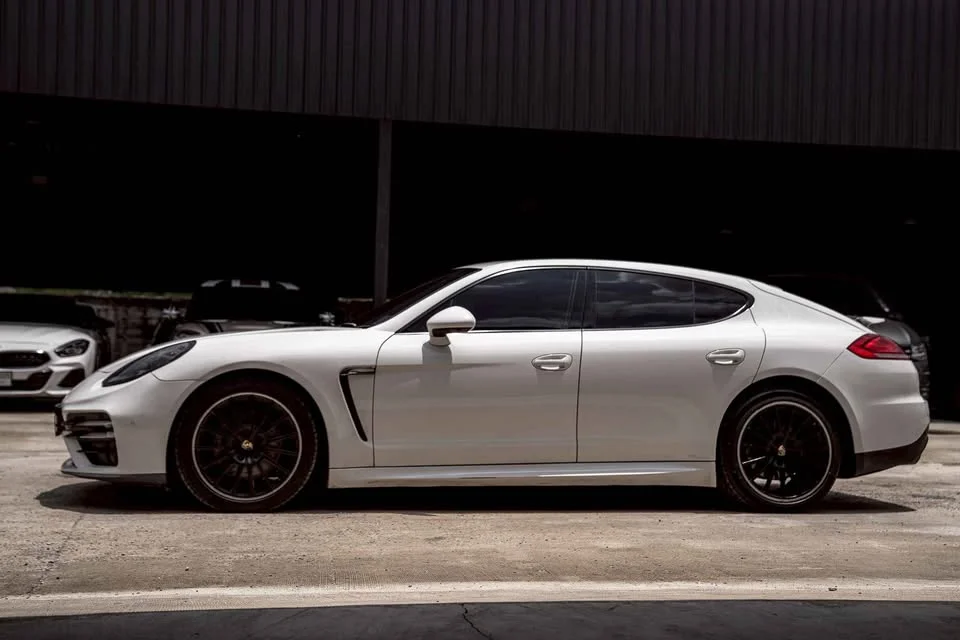 2012 Porsche Panamera I 3