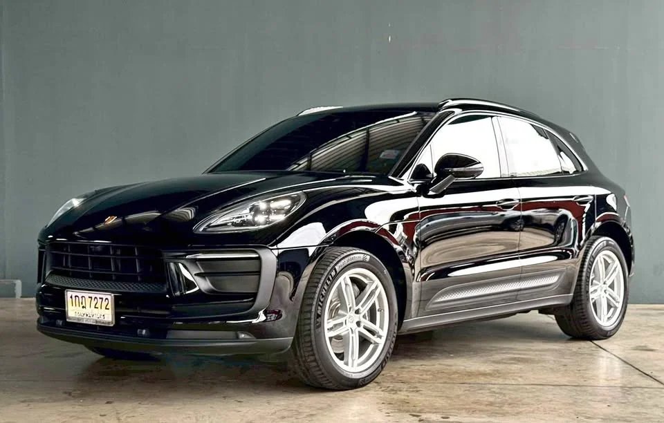2024 Porsche Macan I 3