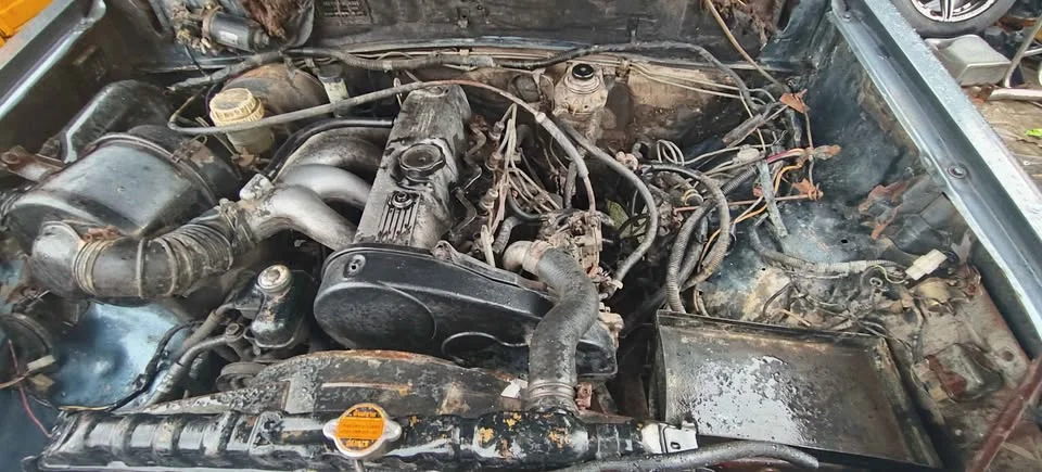 1994 Mitsubishi Triton II 3