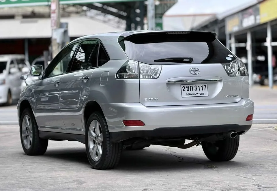2010 Toyota Harrier II 3