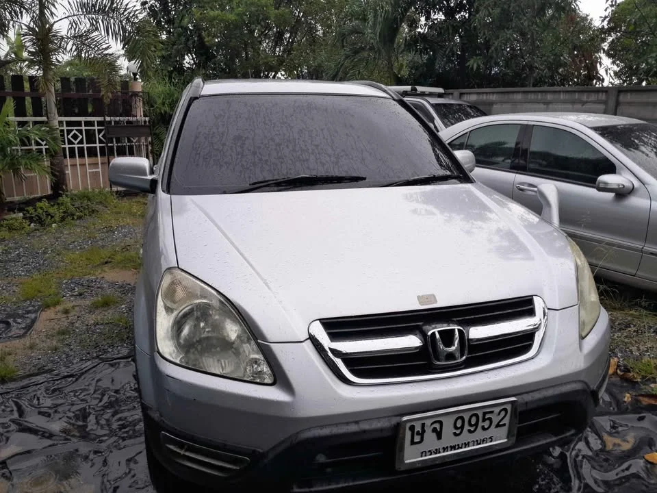 2003 Honda CR-V II 3