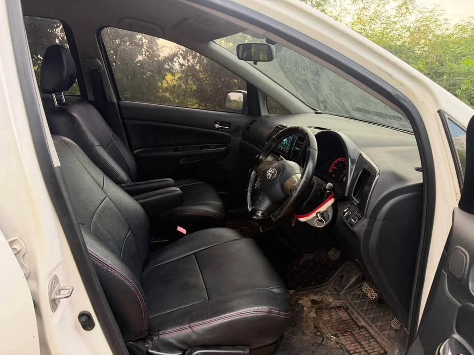 2008 Toyota Wish I 3