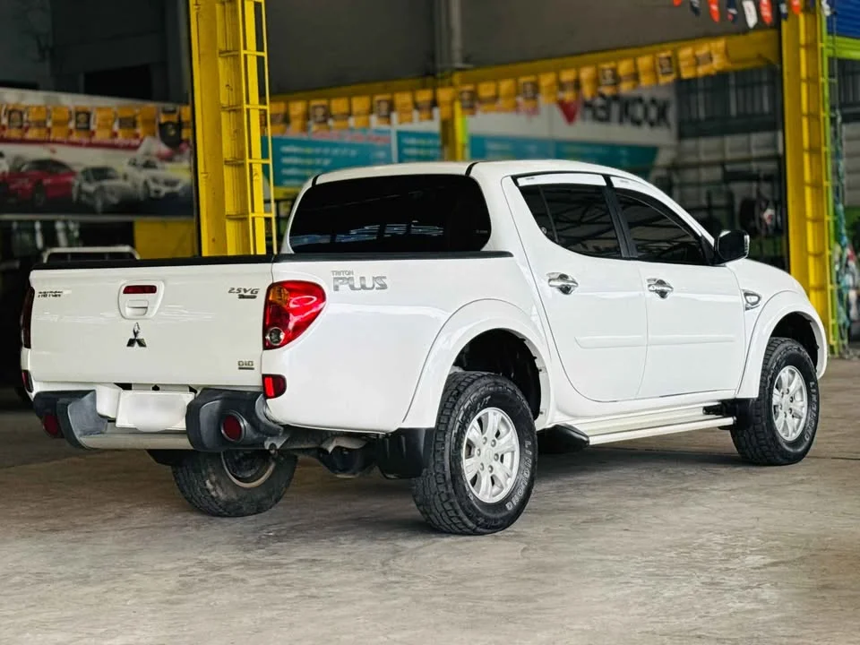 2012 Mitsubishi Triton IV 3