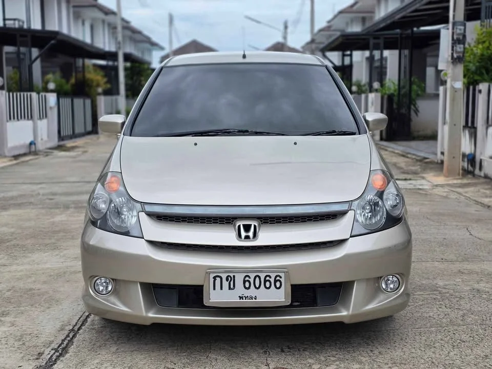 2005 Honda Stream I 2