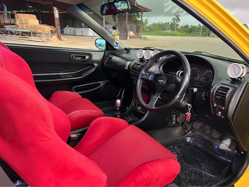 1998 Honda Integra III 2