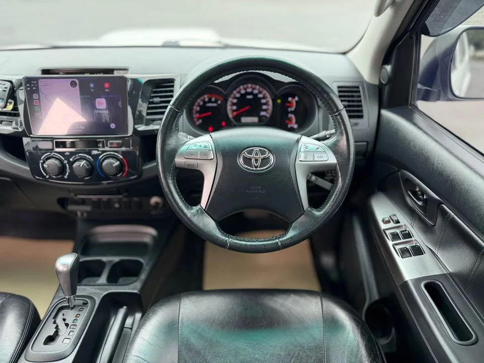 2013 Toyota Hilux VII 3