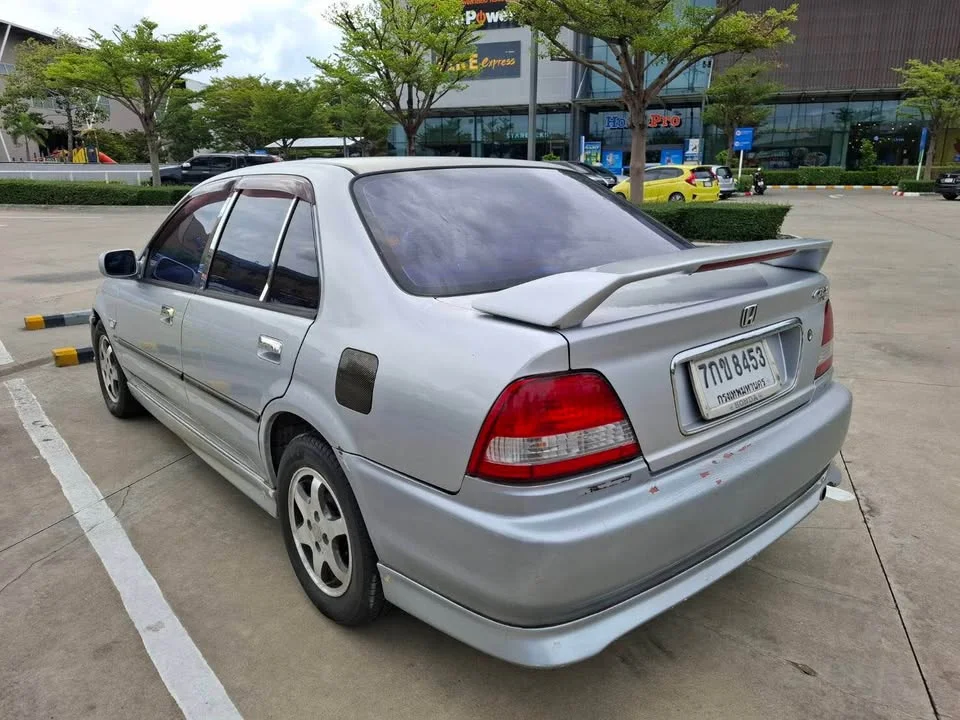 2000 Honda City III 2