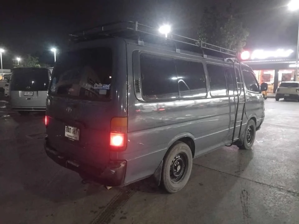 1999 Toyota Commuter IV (H100) 3