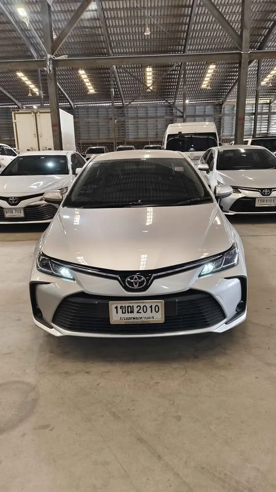 2020 Toyota Corolla Altis XII (E210) 3