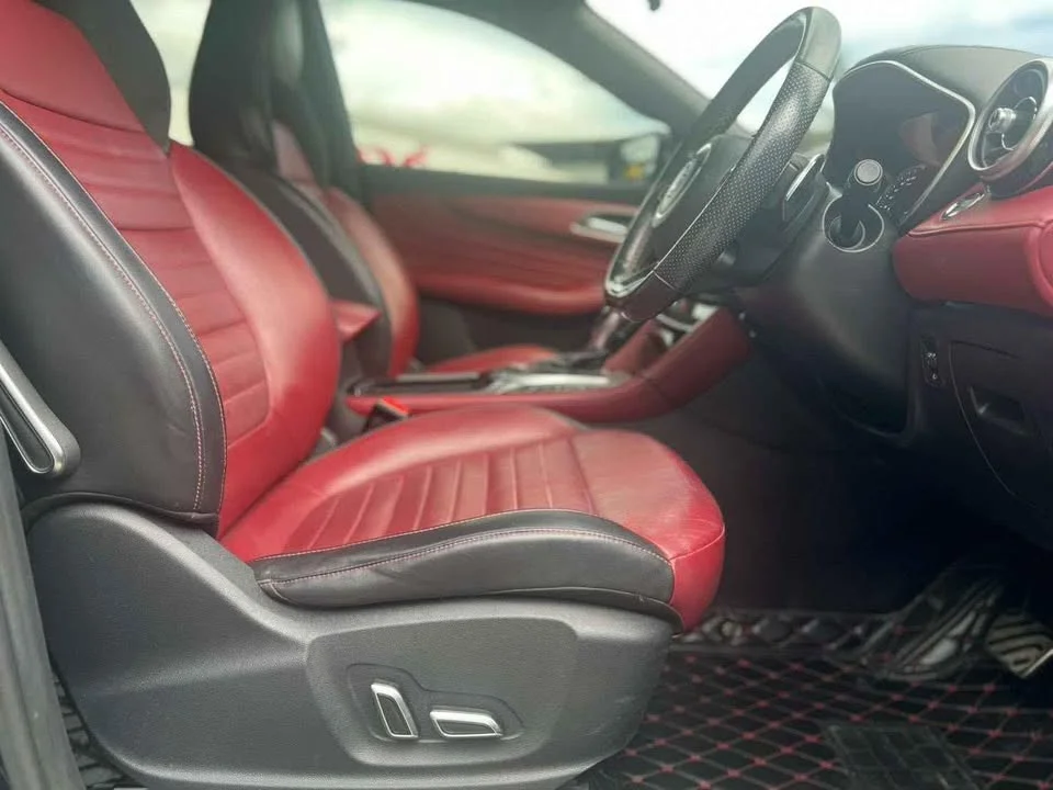 2019 MG HS 2