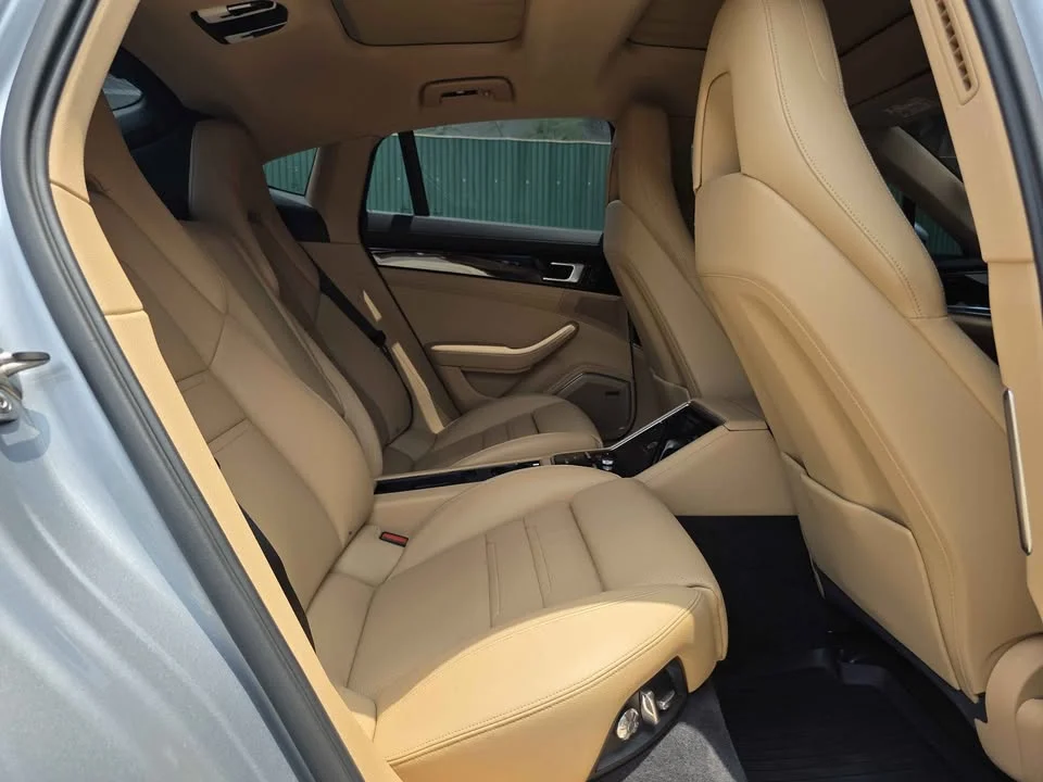 2021 Porsche Panamera II 2