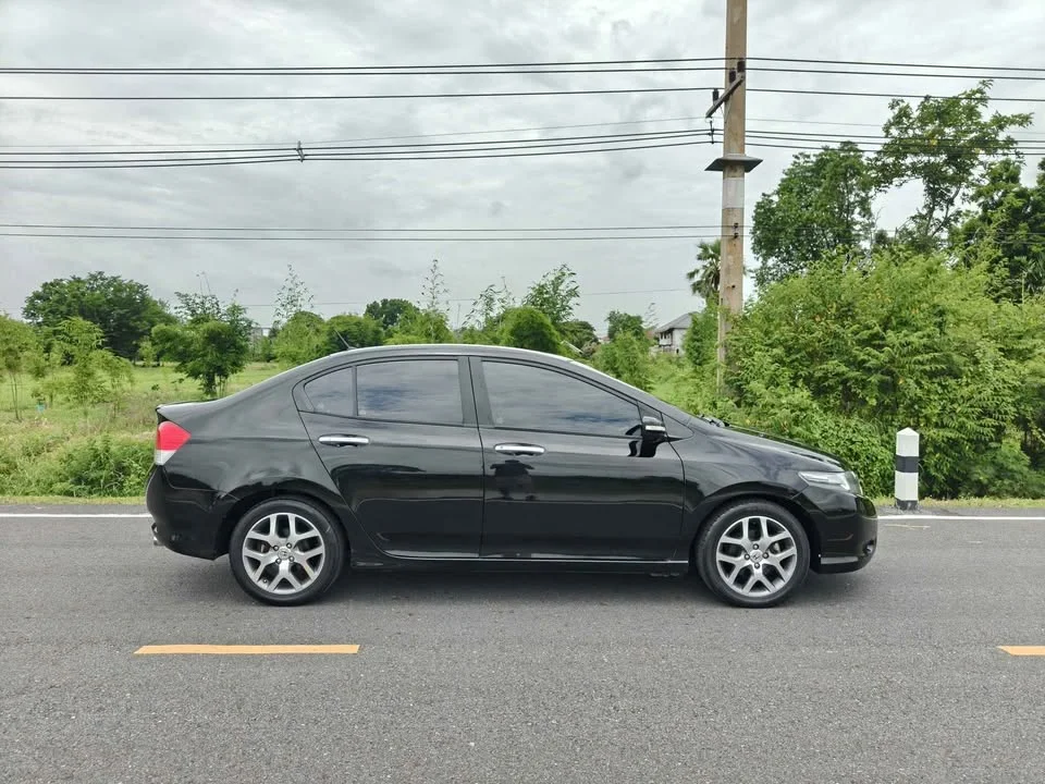 2011 Honda City V 3