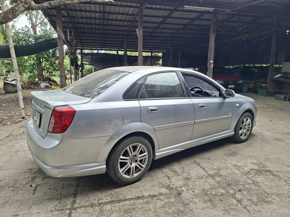 2006 Chevrolet Optra 3