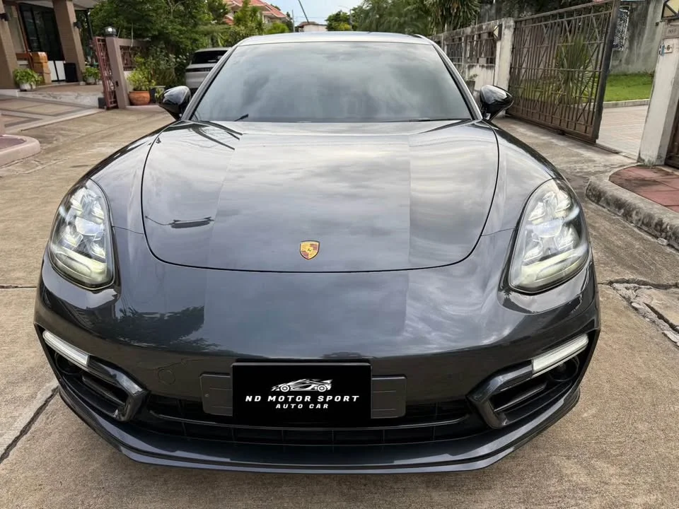 2022 Porsche Panamera II 2