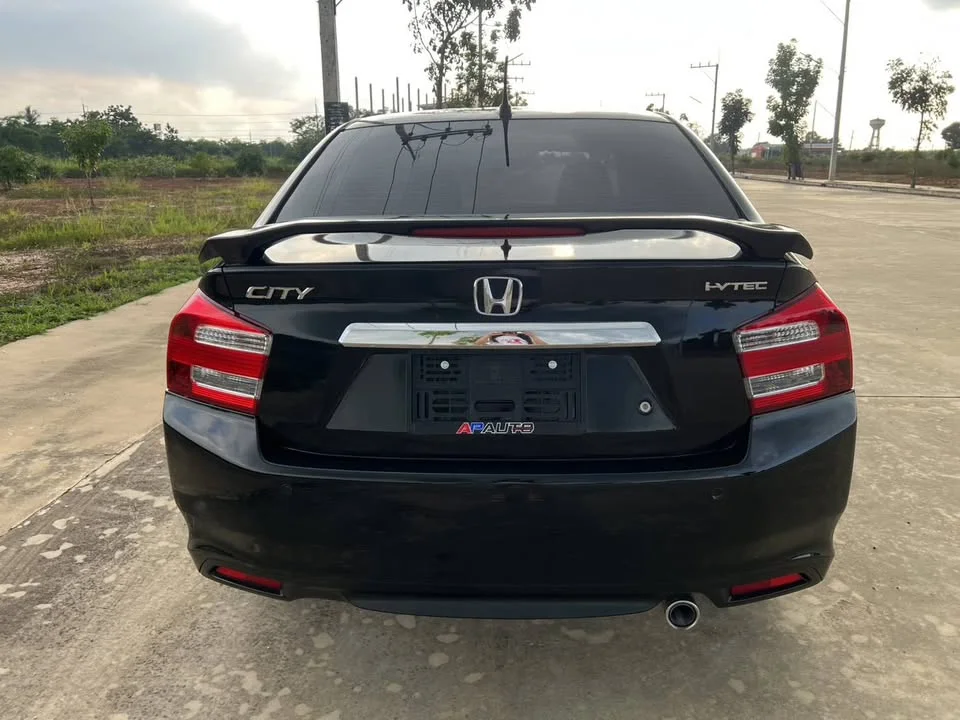 2013 Honda City V 3