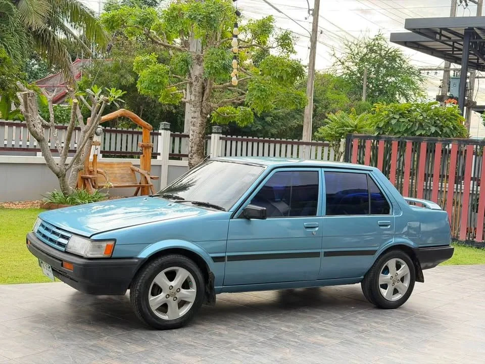 1987 Jeep Grand Cherokee ZJ 2