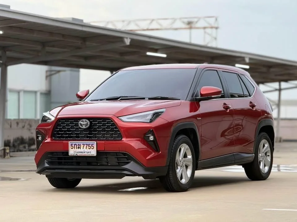 2024 Toyota Yaris Cross AC200 2
