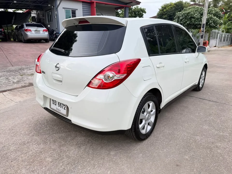 2010 Nissan Tiida I (C11) 3