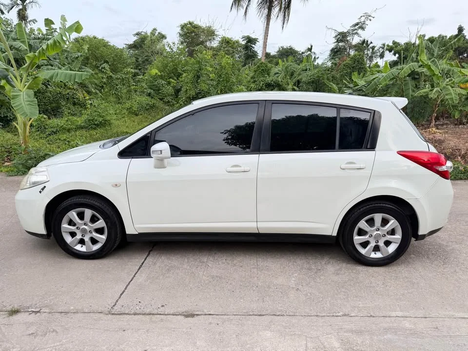 2010 Nissan Tiida I (C11) 2