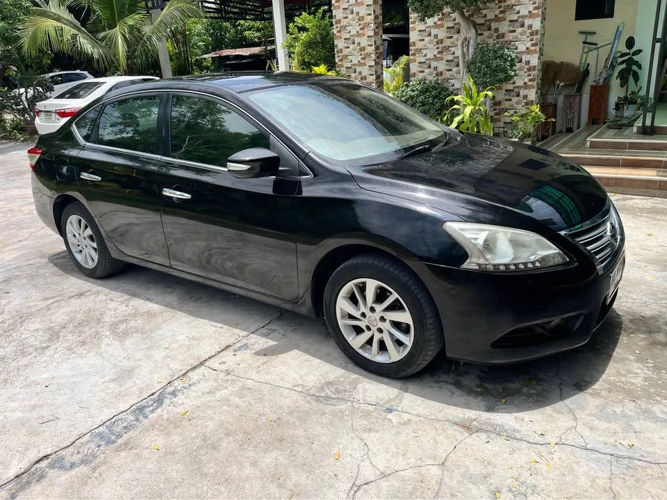 2012 Nissan Sylphy III (B17) 3