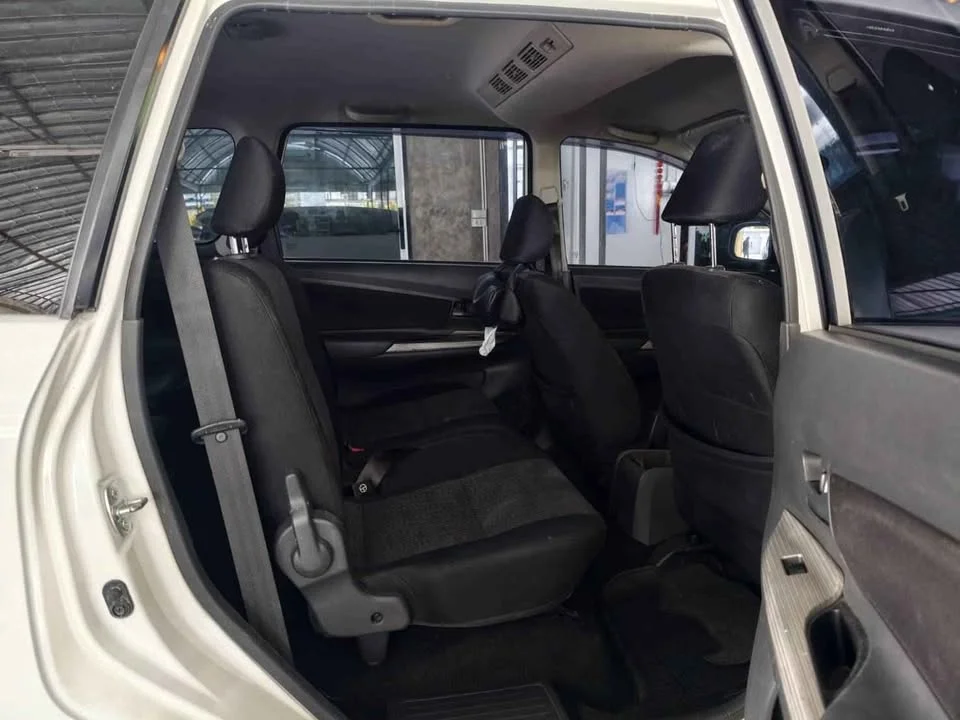 2012 Toyota Avanza II 2