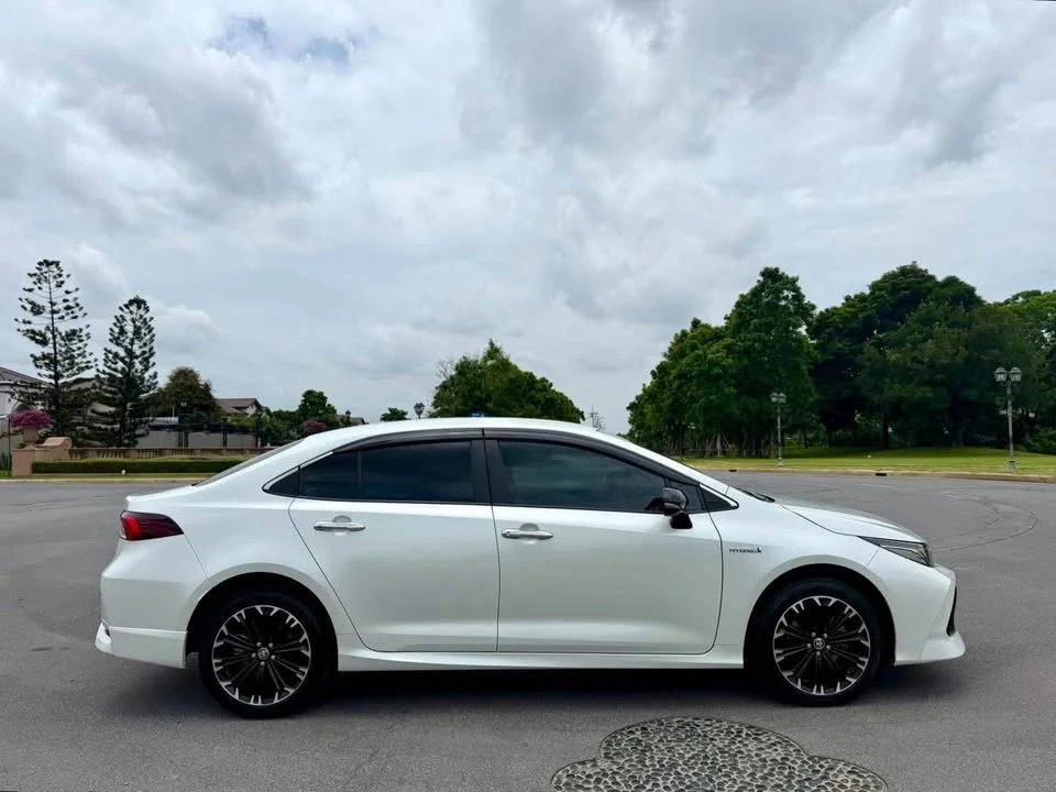 2024 Toyota Corolla Altis XII (E210) 3