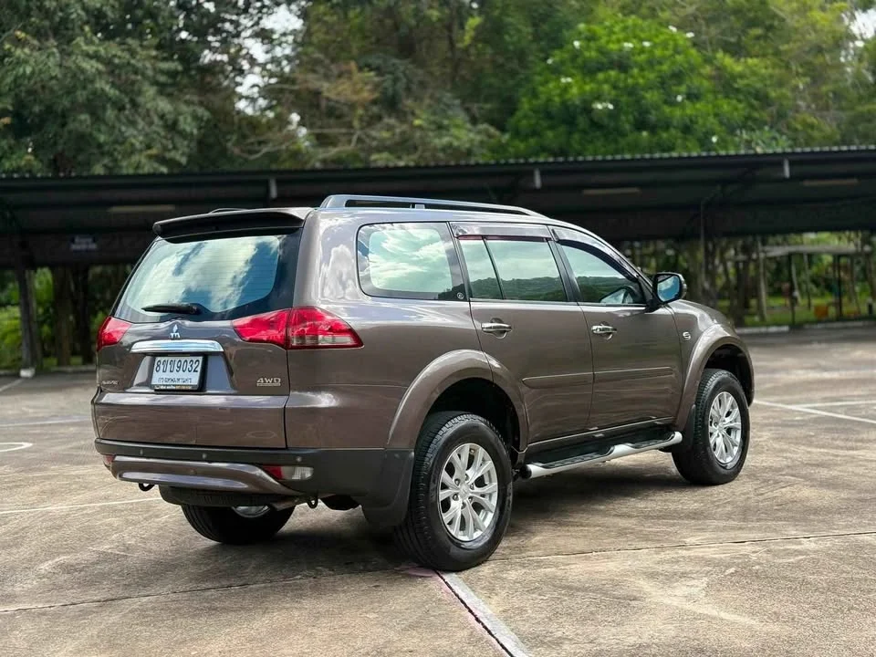 2013 Mitsubishi Pajero Sport II 2