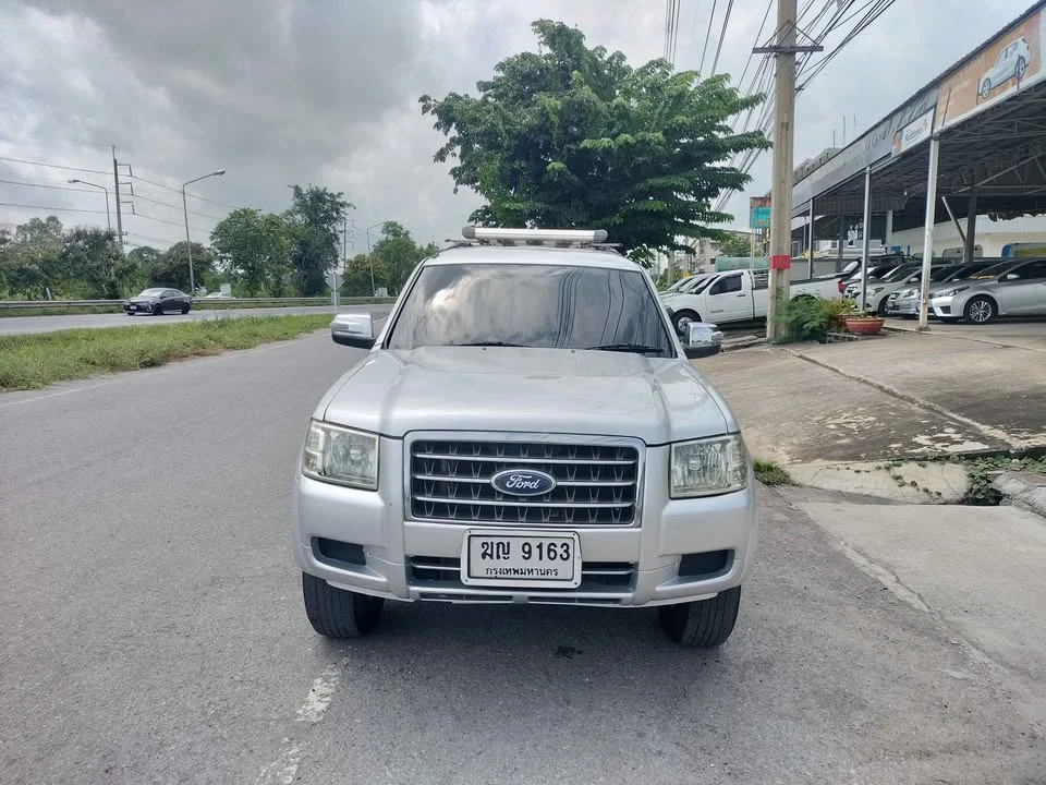 2007 Ford Everest I 3