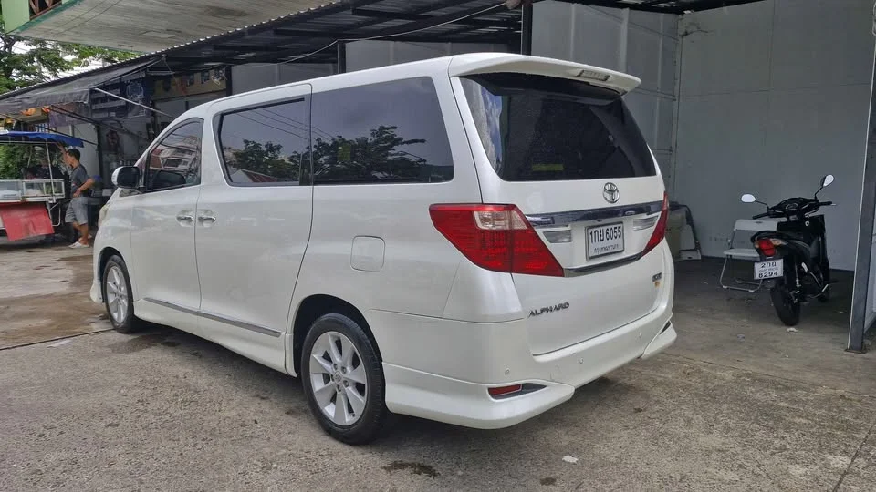 2012 Toyota Alphard, Vellfire II (AH20) 3