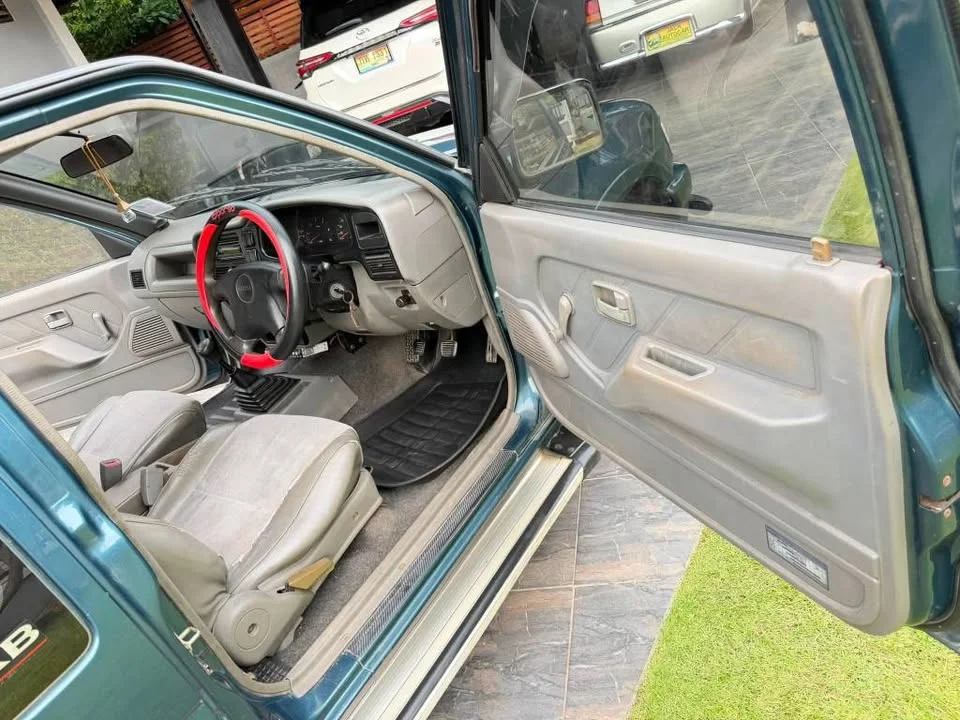 1997 Isuzu Faster Dragon Eyes III 2