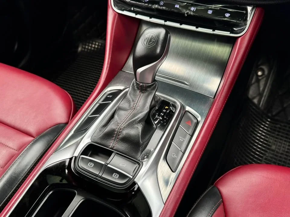 2019 MG HS 2