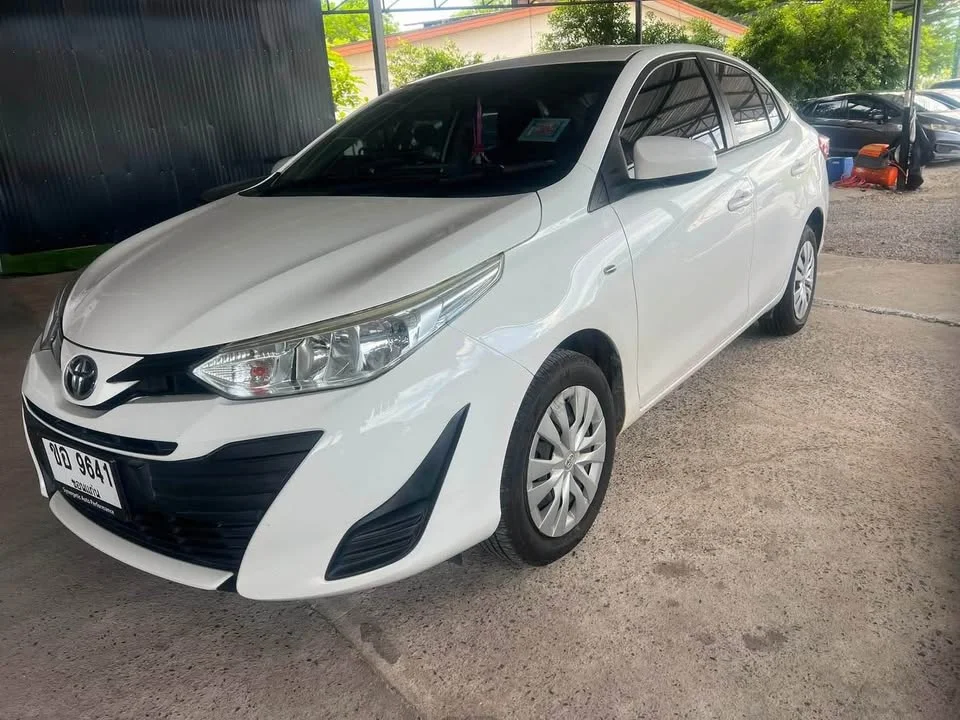 2018 Toyota Yaris ATIV III 2