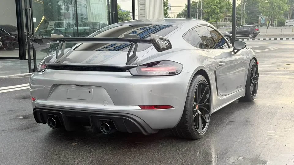 2018 Porsche 718 Boxster and Cayman IV 3