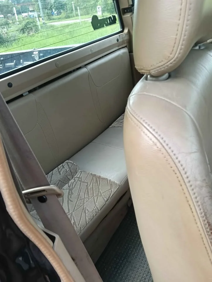 2006 Nissan Frontier I 3