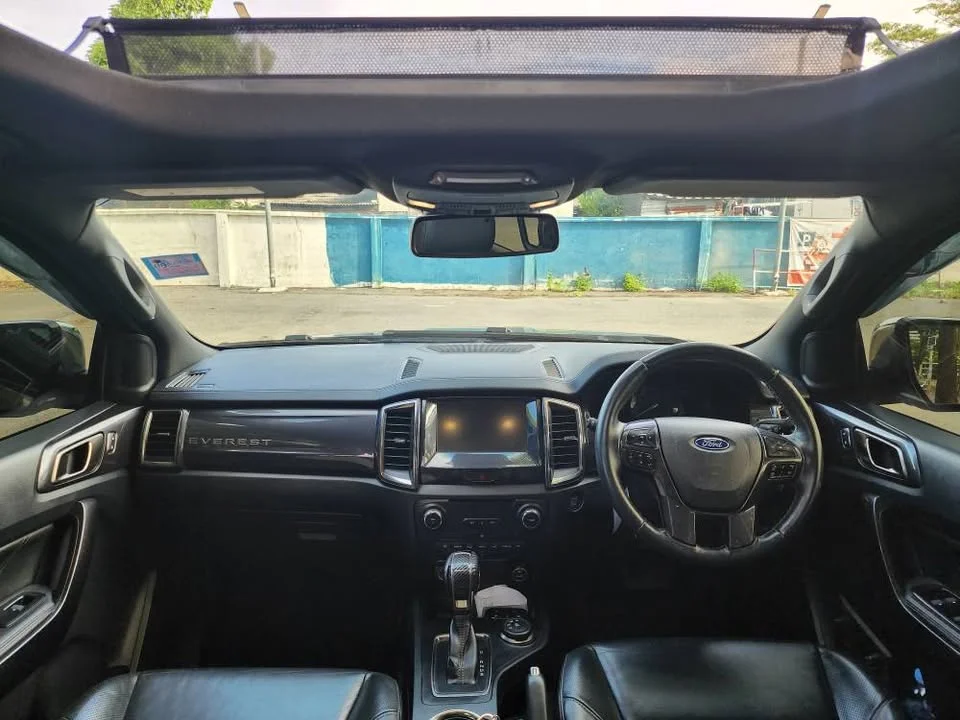 2019 Ford Everest II 2