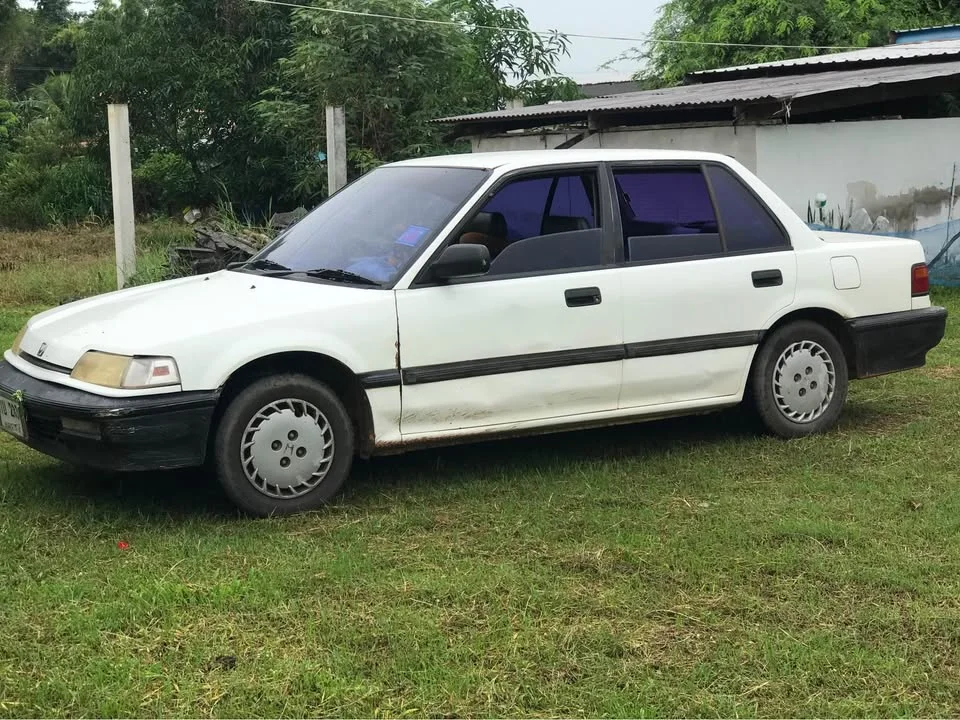 1990 Honda Civic IV 3