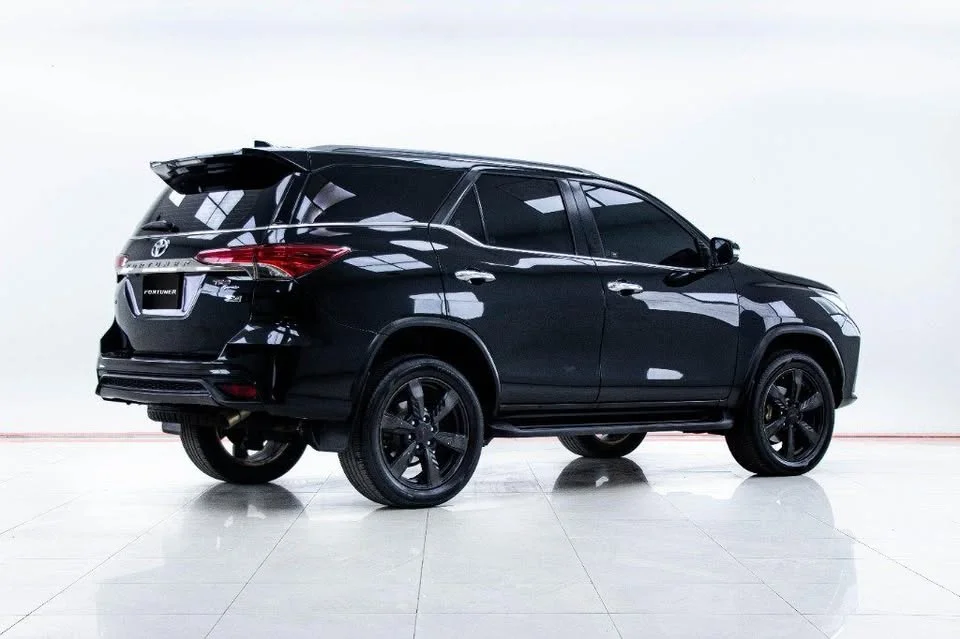 2016 Toyota Fortuner II 3