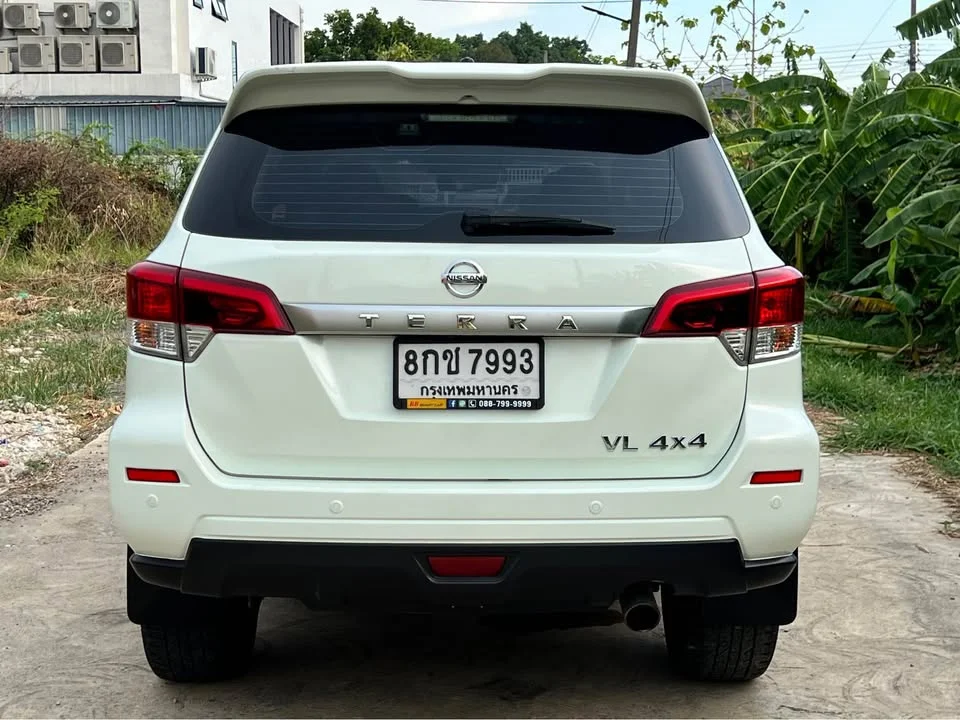 2018 Nissan Terra 3