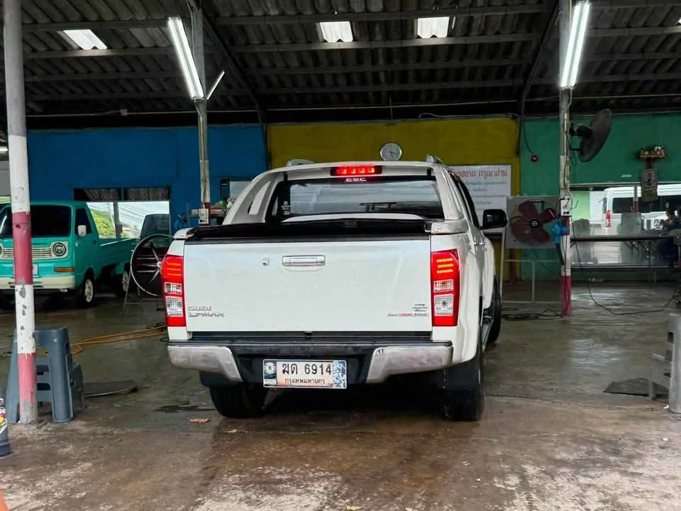 2012 Isuzu D-Max II (RT) 3