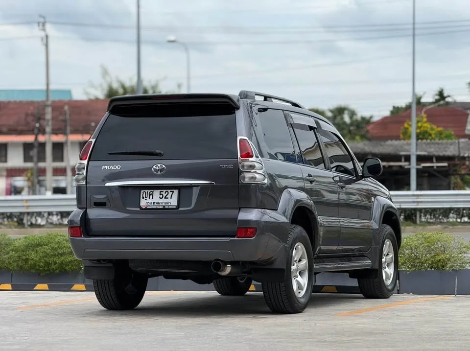 2003 Toyota Land Cruiser Prado J120 2