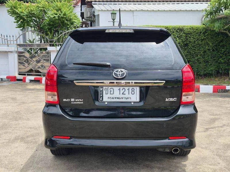 2008 Toyota Wish I 3